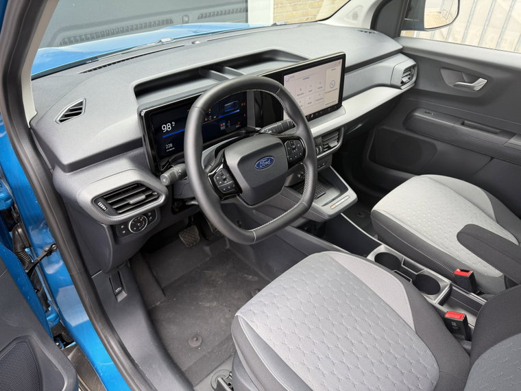 Vehicle Image 33