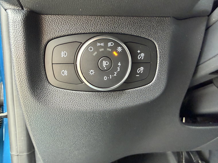 Vehicle Image 41