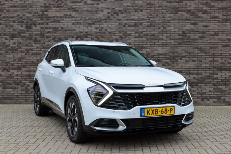 Vehicle Image 18