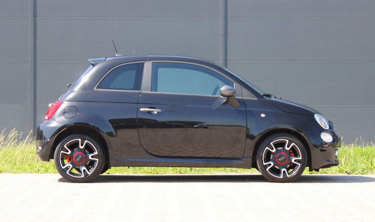 Vehicle Image 12