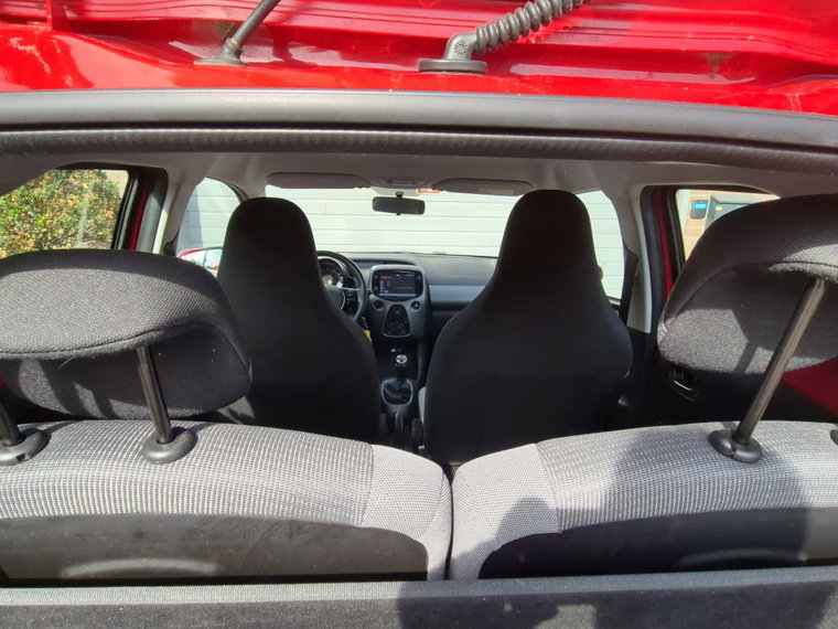 Vehicle Image 17