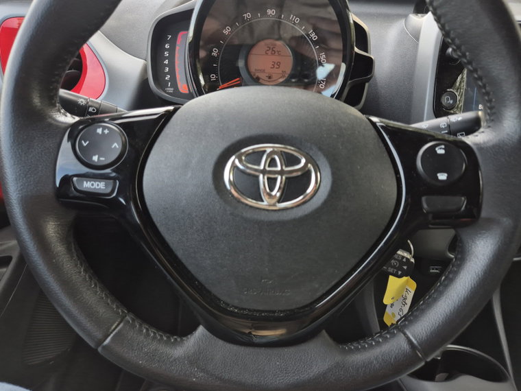 Vehicle Image 31