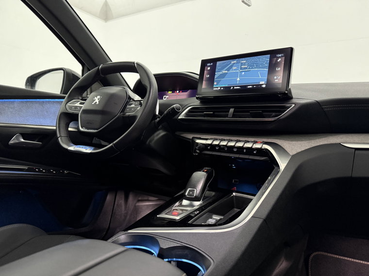 Vehicle Image 38