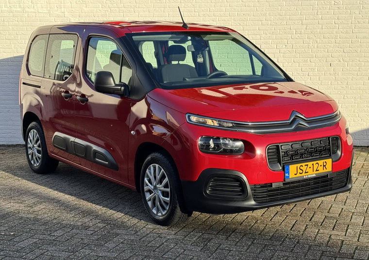Vehicle Image 30
