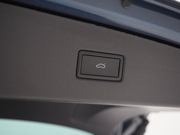 Vehicle Image 37