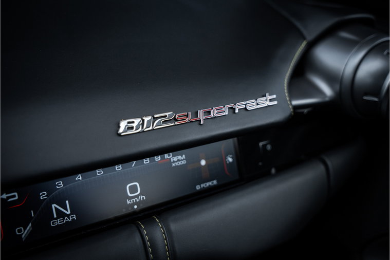 Vehicle Image 35