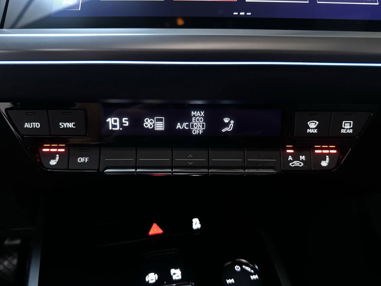 Vehicle Image 27