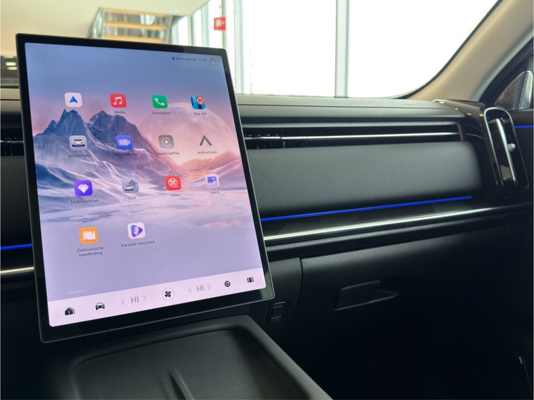 Vehicle Image 15