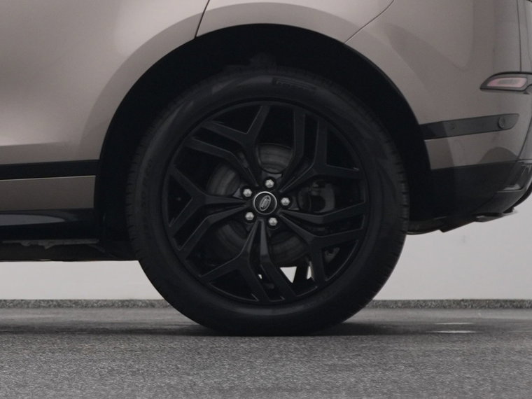 Vehicle Image 40
