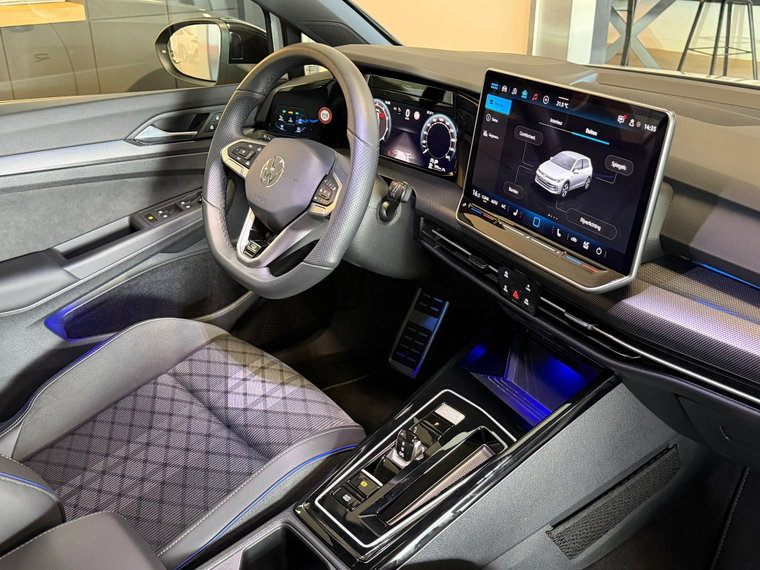 Vehicle Image 31