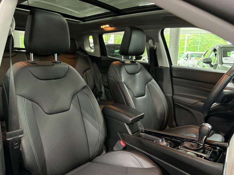 Vehicle Image 39