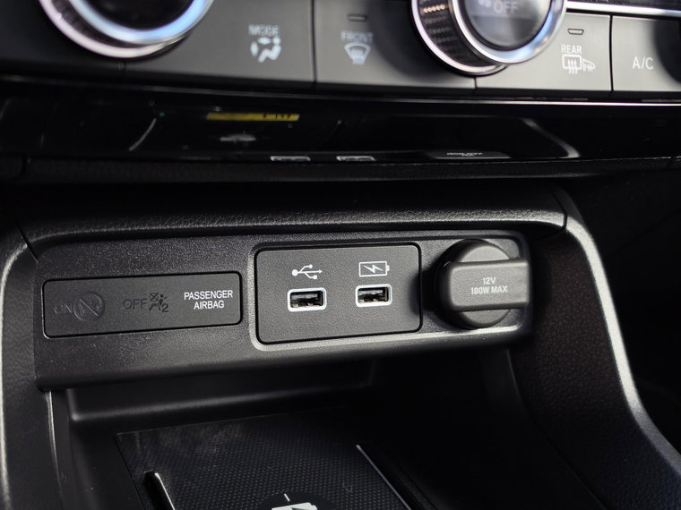 Vehicle Image 35