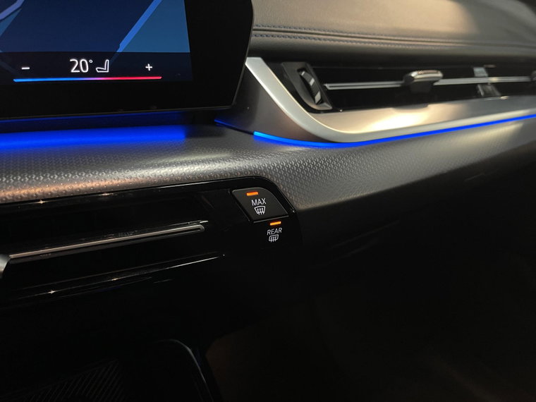 Vehicle Image 36