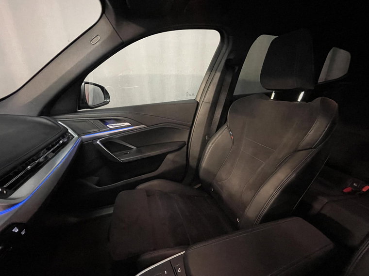 Vehicle Image 39