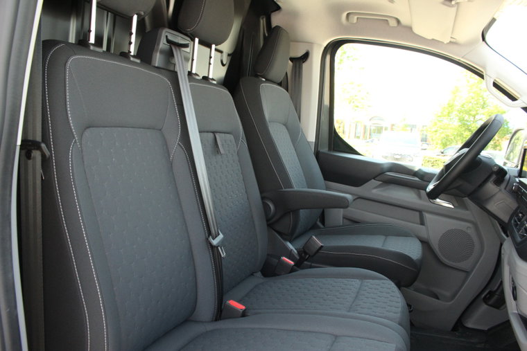 Vehicle Image 19
