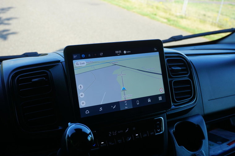 Vehicle Image 22