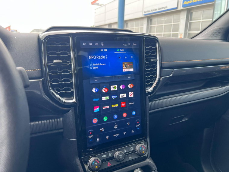 Vehicle Image 30