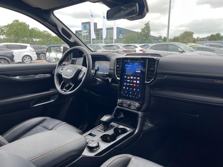 Vehicle Image 31