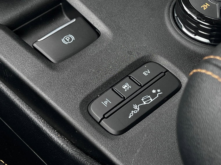 Vehicle Image 36