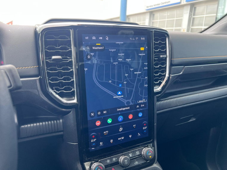Vehicle Image 38