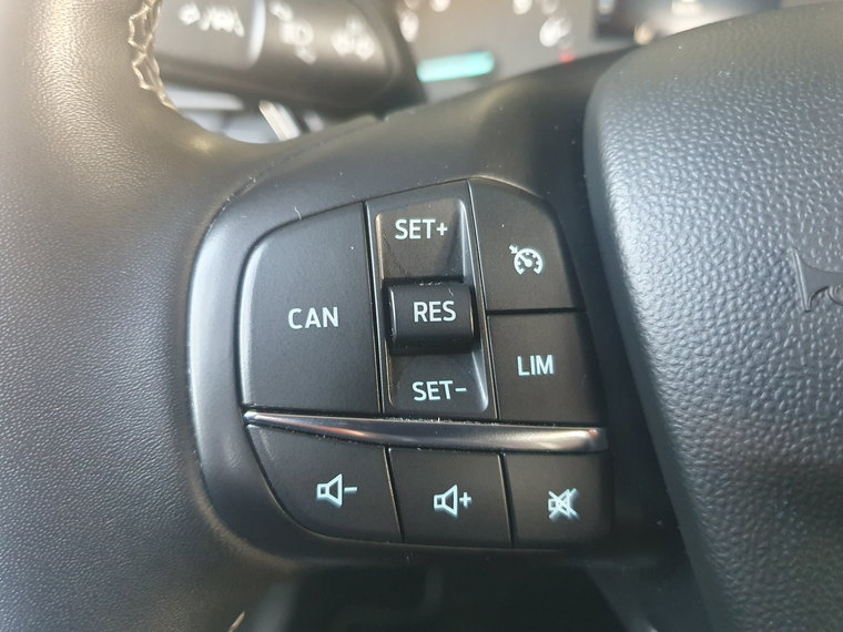 Vehicle Image 34