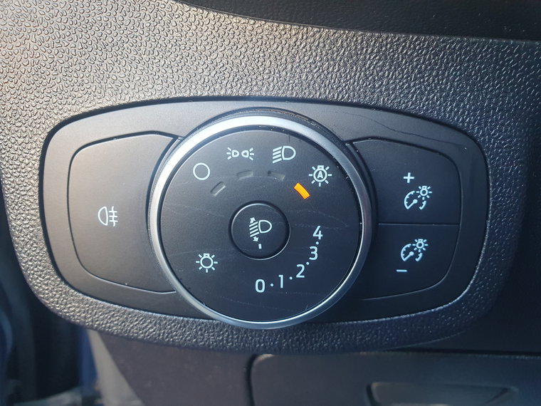 Vehicle Image 37