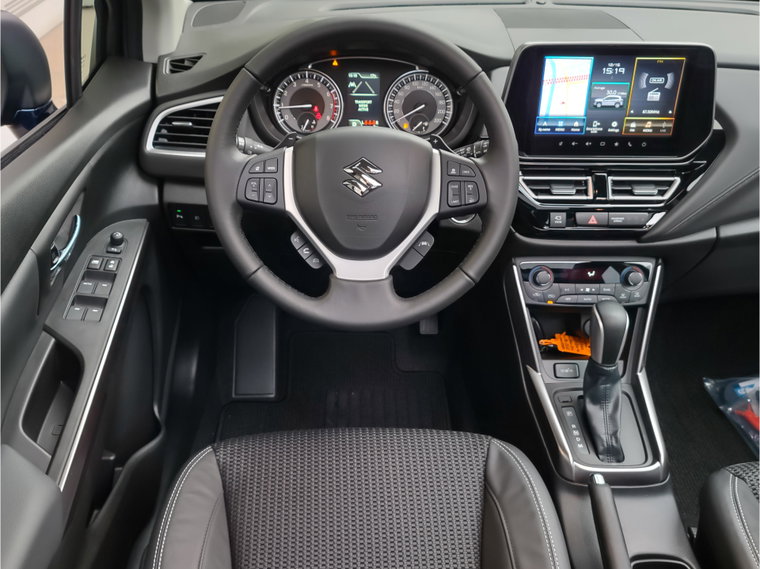 Vehicle Image 12