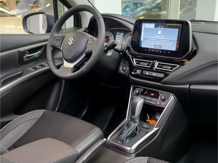 Vehicle Image 9