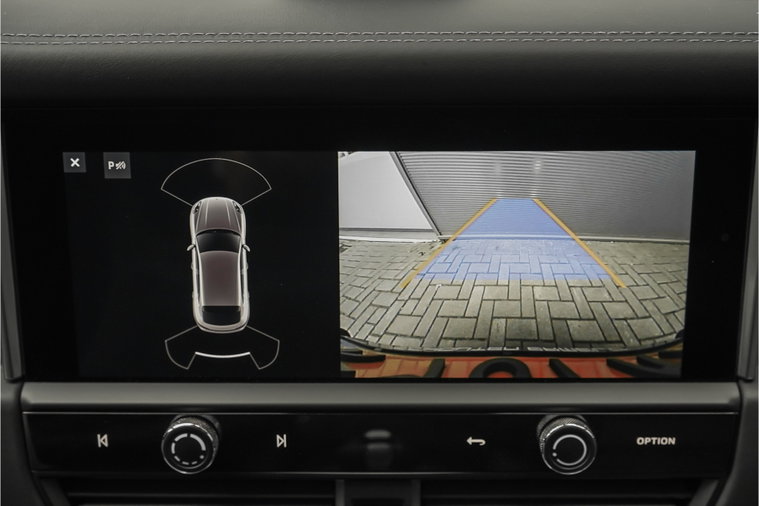 Vehicle Image 30