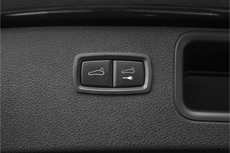 Vehicle Image 54