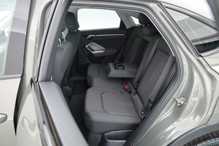 Vehicle Image 39