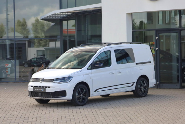 Vehicle Image 40
