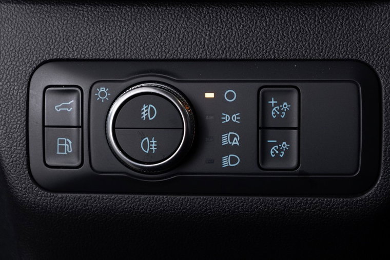 Vehicle Image 13