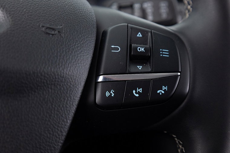 Vehicle Image 23