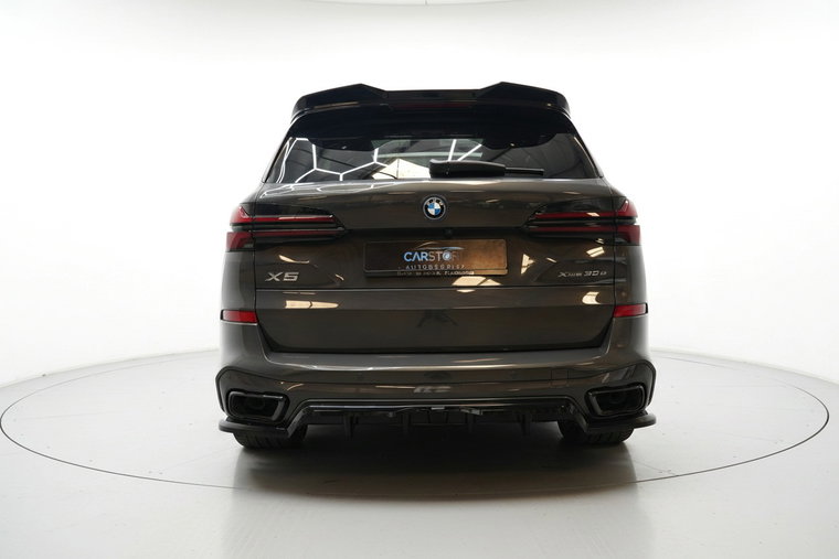 Vehicle Image 40