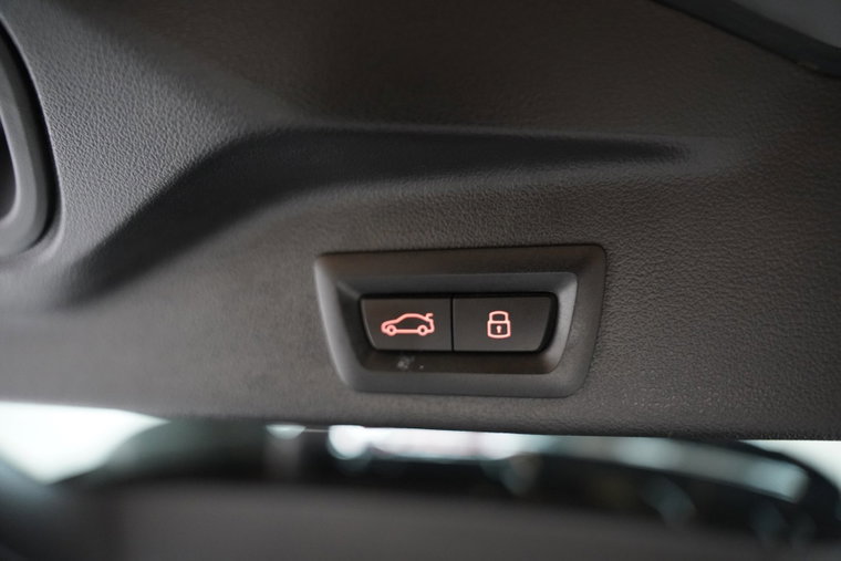 Vehicle Image 60
