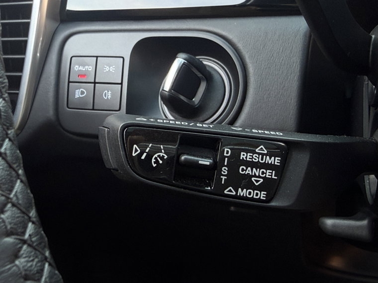 Vehicle Image 26
