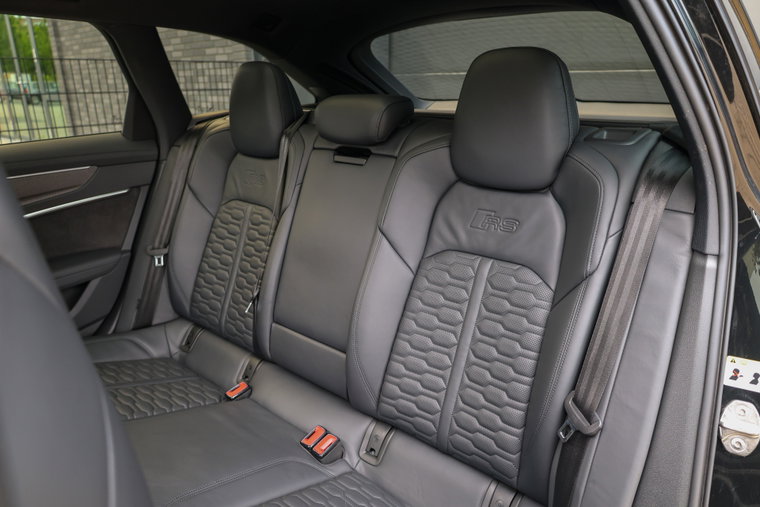 Vehicle Image 37