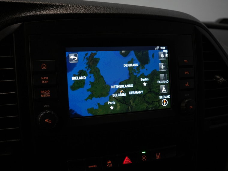 Vehicle Image 27