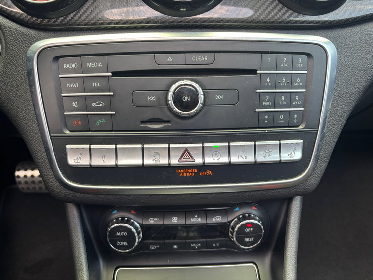 Vehicle Image 32