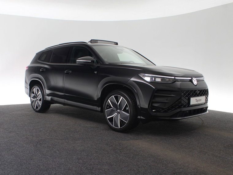 Vehicle Image 42