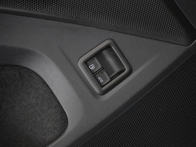 Vehicle Image 51