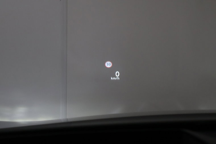Vehicle Image 38