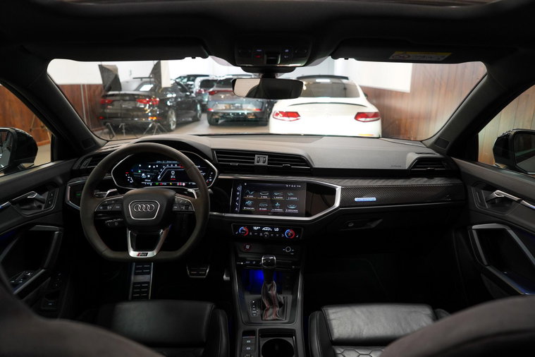 Vehicle Image 45