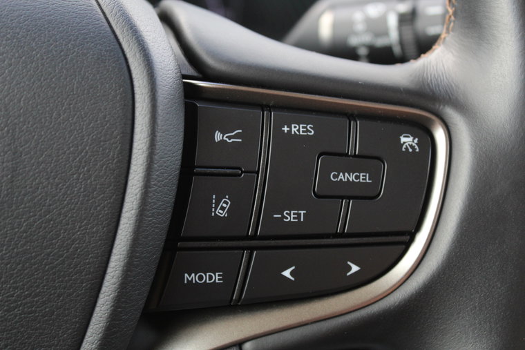 Vehicle Image 18