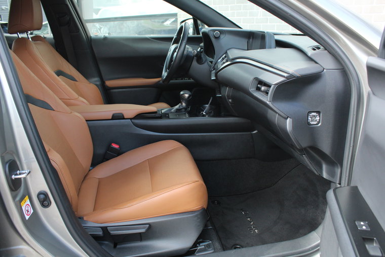 Vehicle Image 9