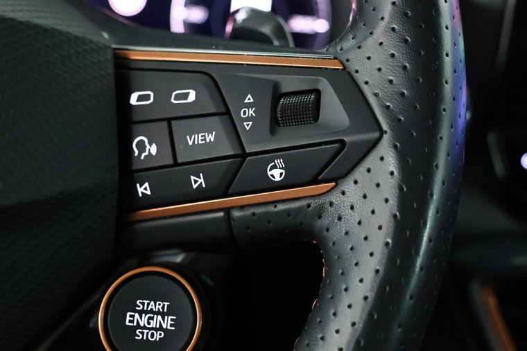 Vehicle Image 24