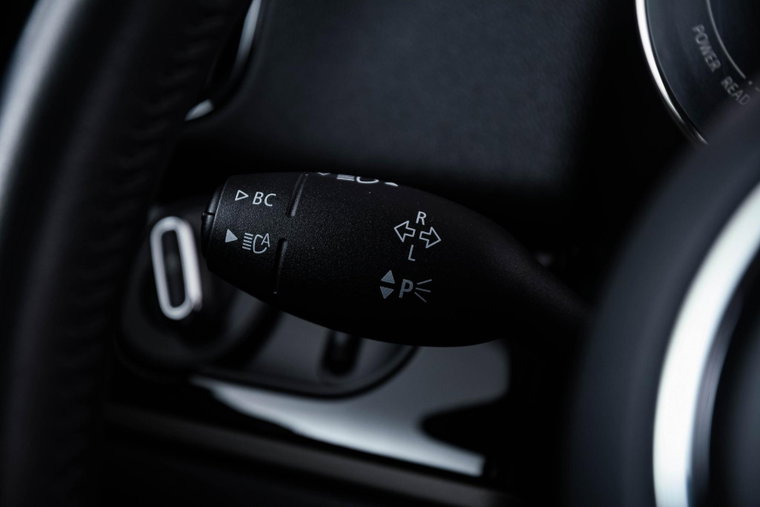 Vehicle Image 48