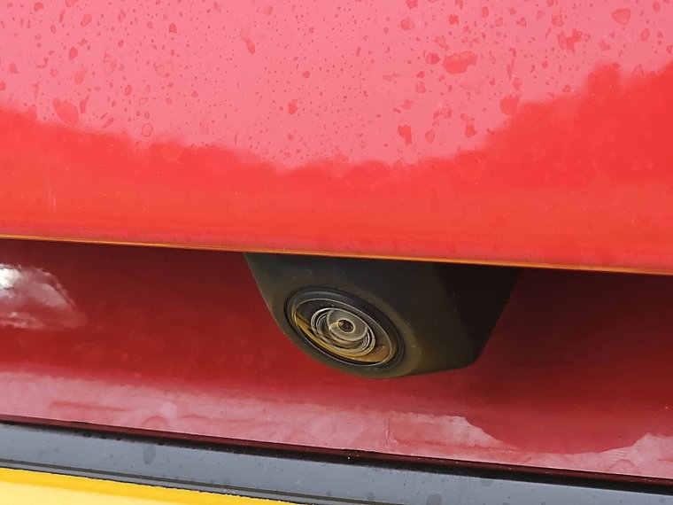 Vehicle Image 16