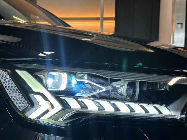 Vehicle Image 31